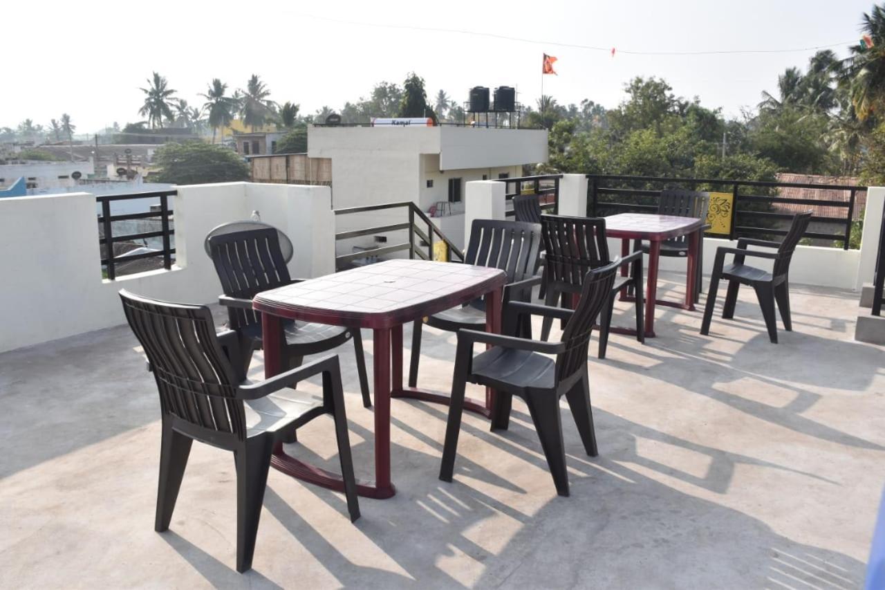 Coconut Homestay האמפי מראה חיצוני תמונה
