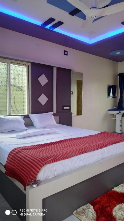 Coconut Homestay האמפי מראה חיצוני תמונה