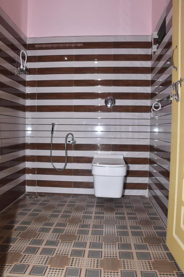 Coconut Homestay האמפי מראה חיצוני תמונה